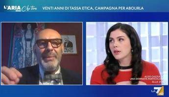 Scontro il tv sul porno, il 'duello' tra Pillon e Valentina Nappi Scontro il tv sul porno, il 'duello' tra Pillon e Valentina Nappi