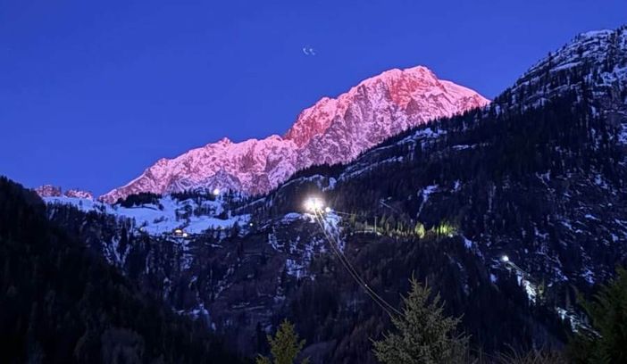 Almanach de dimanche 1 fevrier  saint Ours d’Aoste