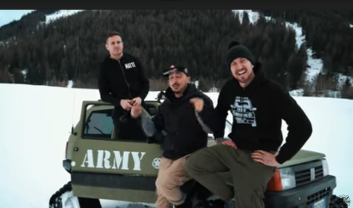 Panda 4x4 a indistruttibile carro armato - IL VIDEO