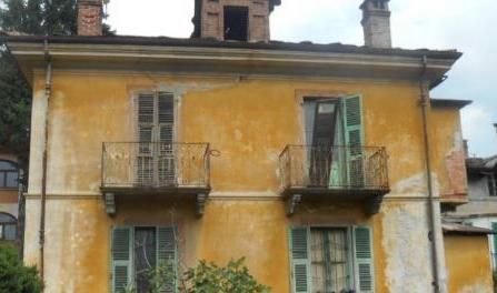 Ex Casa Deffeyes, il Comune di Aosta rimette all’asta lo storico immobile di via Croce di Città