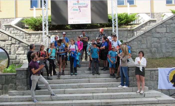 Il primo gruppo di partecipanti a Giroparchi Nature Trail Il primo gruppo di partecipanti a Giroparchi Nature Trail