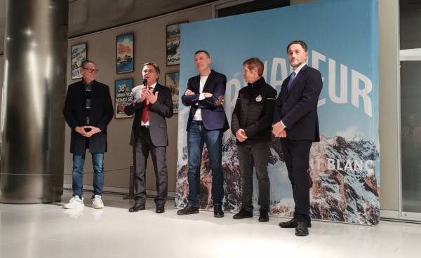 da sx a dx: Jean-Jacques Raffaele, Sindaco di La Turbie; Roberto Rota, Sindaco di Courmayeur; Agostino Pesce, Direttore generale della Camera di Commercio italiana di Nizza; Jean Pasteur, Assessore allo Sport Comune di Monaco e Giulio Alaimo, Ambasciatore d'Italia a Monaco
