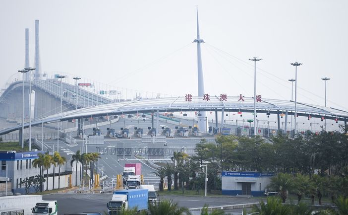 Cina, dal 2018 transitati 100 milioni di veicoli su ponte Hong Kong-Zhuhai-Macao