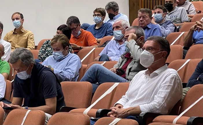 Le Conseil Fédéral de l'UV se teinte de rose Le Conseil Fédéral de l'UV se teinte de rose