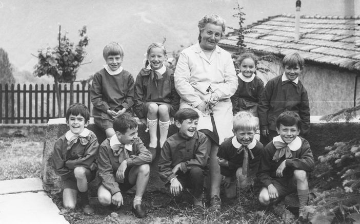 Challand St.-Victor: Le scuole intitolate alla maestra Liberata Biasini Buffa Challand St.-Victor: Le scuole intitolate alla maestra Liberata Biasini Buffa