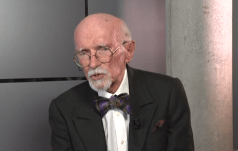 Berrino, il cibo e le regole per la longevità: "Attenti alla carne rossa, no a cibi falsi e bibite"