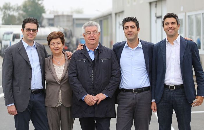 Foto di gruppo per la famiglia Marazzato Foto di gruppo per la famiglia Marazzato