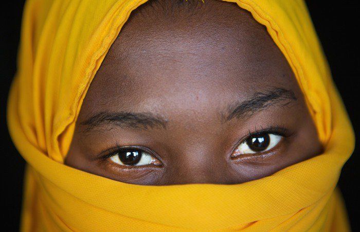 L'aostano non ha gradito la vista del chador, il tipico copricapo musulmano (immagine dal sito Donne sul Web)