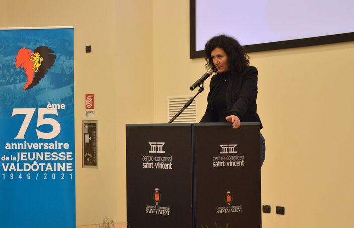 Cristina Machet, presidente dell'Uv impegnata a mantenre unito il movimenti evitandi nuove spaccature e valorizzare il ruolo degli autonomisti