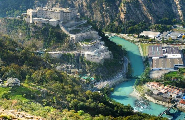 Etroubles e Bard rappresentano la VDA nella nuova webapp dei Borghi più belli d'Italia Etroubles e Bard rappresentano la VDA nella nuova webapp dei Borghi più belli d'Italia