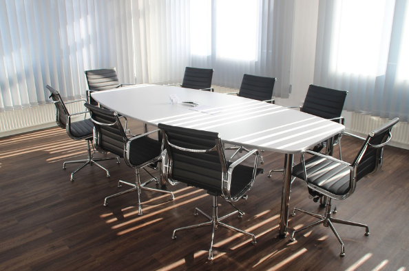 Nomine di competenza regionale: avviso pubblico nomine in scadenza del 2° semestre 2025 e cariche in seno al CdA dell’ente L’Artisanà