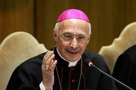 Il cardinale Angelo Bagnasco Il cardinale Angelo Bagnasco