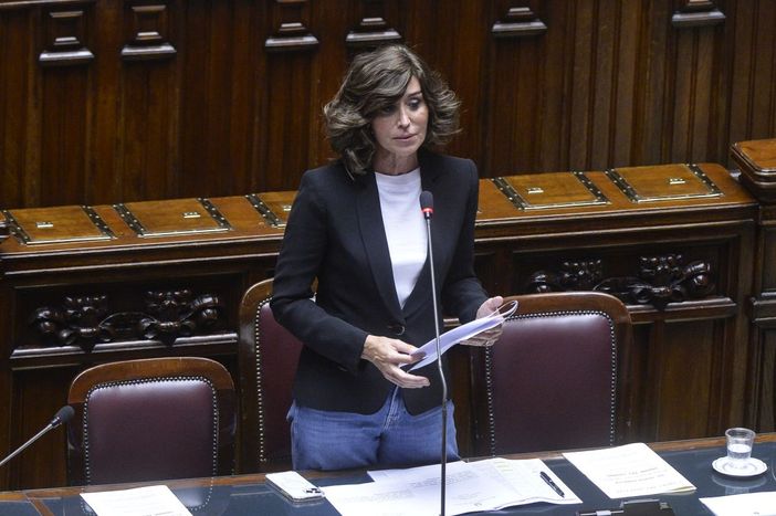 Università, Bernini “9,4 mld per il Fondo di Finanziamento Ordinario” Università, Bernini “9,4 mld per il Fondo di Finanziamento Ordinario”