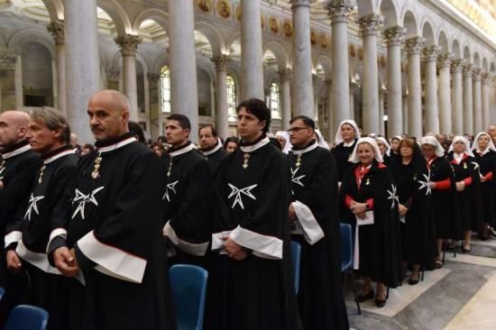 Il Papa scioglie il Sovrano Consiglio dell’Ordine di Malta