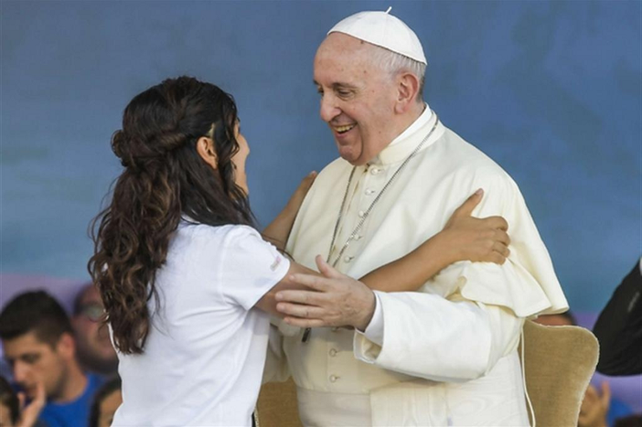 PAPA: Voi siete l’adesso di Dio