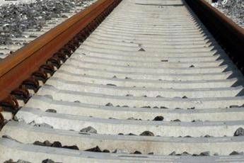 Svizzera, treno deraglia nel canton vallese: molti feriti