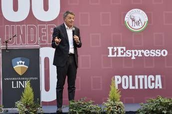 Politica, Renzi alla Link: "Non ringraziate per le possibilità, prendetevi lo spazio da soli"