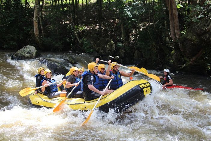 Rafting: un'esperienza sempre più gettonata anche per team building e incentive Rafting: un'esperienza sempre più gettonata anche per team building e incentive