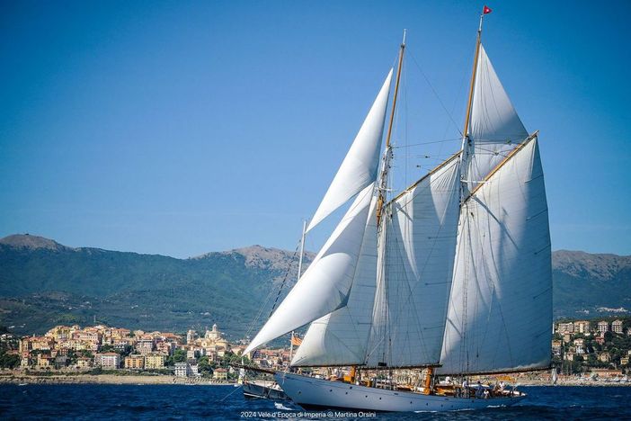 Vele d’Epoca di Imperia: Dal 2 al 6 settembre cinque giorni di regate ed eventi collaterali animano il Capoluogo della Riviera dei Fiori Vele d’Epoca di Imperia: Dal 2 al 6 settembre cinque giorni di regate ed eventi collaterali animano il Capoluogo della Riviera dei Fiori