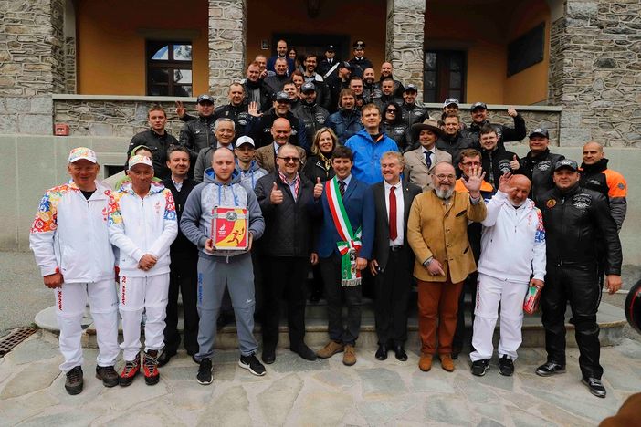 Courmayeur: Ambasciatore del Belarus per accogliere Fiamma della Pace (FOTO GALLERIA) Courmayeur: Ambasciatore del Belarus per accogliere Fiamma della Pace (FOTO GALLERIA)