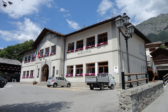 Il municipio di Brusson
