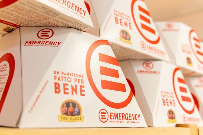 Negozio di Natale Emergency ad Aosta