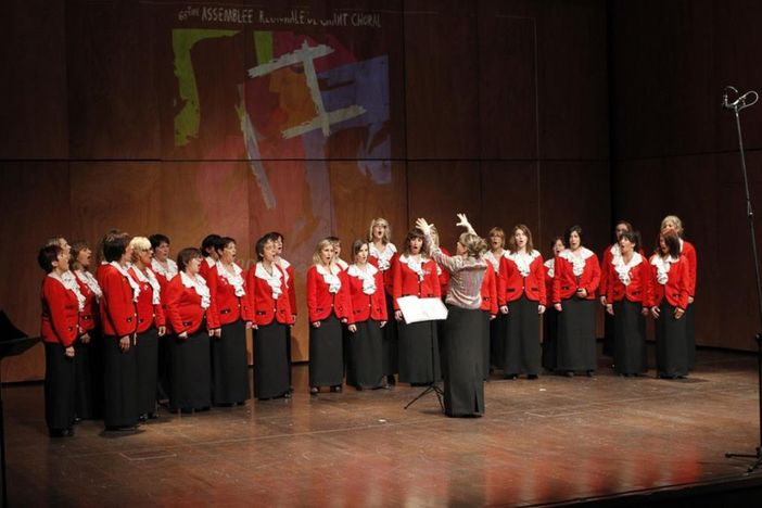 Chiusura in piazza Chanoux per  le Floralies vocales
