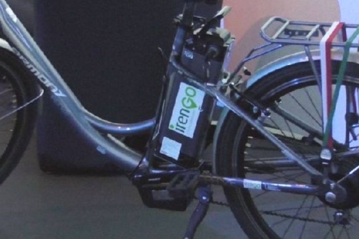 “Tandem. Bici in Comune”: 100 e-bike Iren per i piccoli Comuni