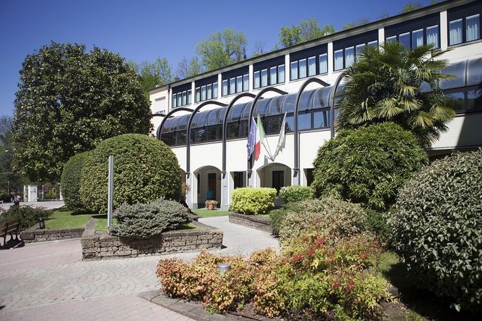 Anziano salvato da un’équipe multidisciplinare diretta dal cardiologo valdostano Elvis Brscic Anziano salvato da un’équipe multidisciplinare diretta dal cardiologo valdostano Elvis Brscic