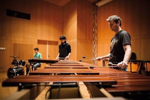 Concerto di percussioni a Issogne