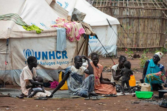 120 milioni di profughi nel mondo, tra conflitti e cambiamenti climatici 120 milioni di profughi nel mondo, tra conflitti e cambiamenti climatici