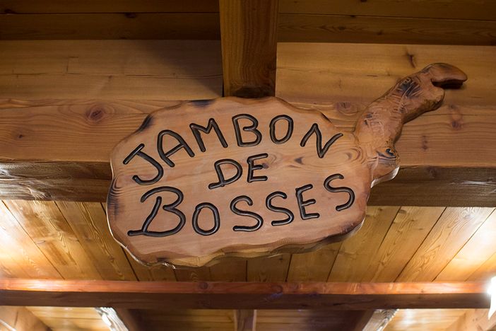 Occhio alle differenze, il jambon Aosta nulla a che vedere con il Valle d'Aosta Jambon de Bosses
