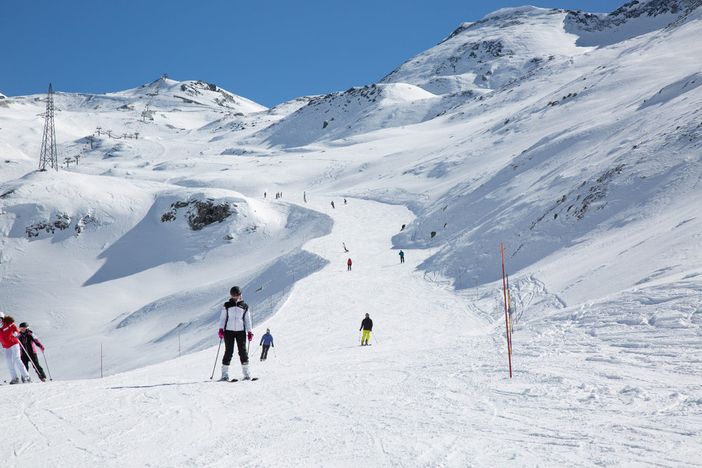 Slitta a sabato 2 dicembre l'apertura degli impianti a La Thuile e PIla