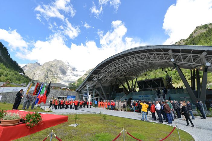 L'inaugurazione di SkyWay lo scorso giugno