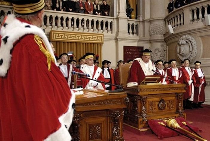 'Rischia di aumentare i contagi'; Consulta sospende legge regionale valdostana 'anti Dpcm' 'Rischia di aumentare i contagi'; Consulta sospende legge regionale valdostana 'anti Dpcm'