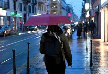 Maltempo, allerta meteo arancione oggi su Calabria e Sicilia Maltempo, allerta meteo arancione oggi su Calabria e Sicilia