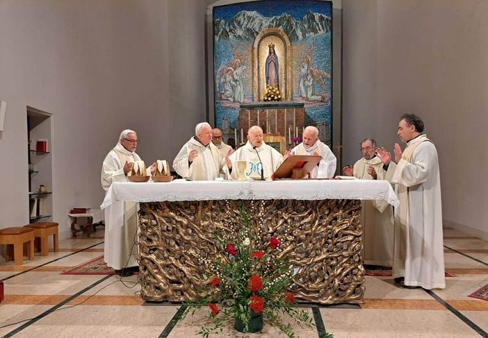 Duecento anni con Maria Immacolata Duecento anni con Maria Immacolata