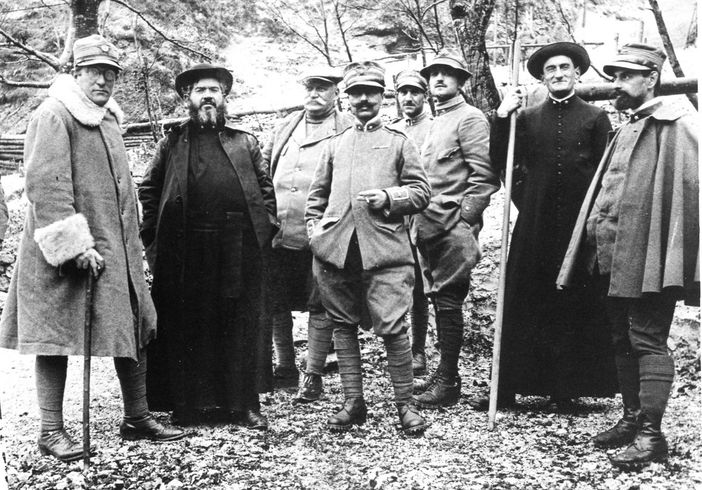 Padre Agostino Gemelli militare durante la Grande Guerra Padre Agostino Gemelli militare durante la Grande Guerra