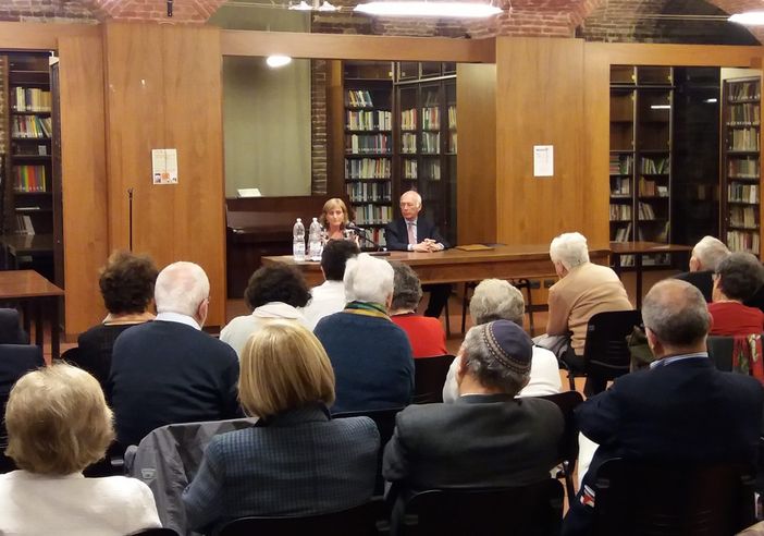 Un incontro alla comunità ebraica di Torino