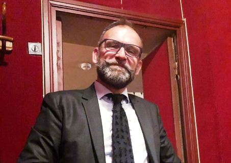 Aosta: Come un messia Giovanni Girardini pare lanciare la sua candidatura a Sindaco della Capitale