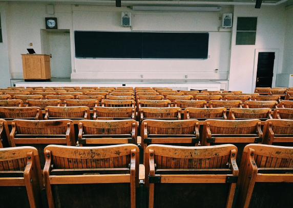 Attribution de bourses d'étude en faveur des familles au titre des dépenses liées a l'instruction