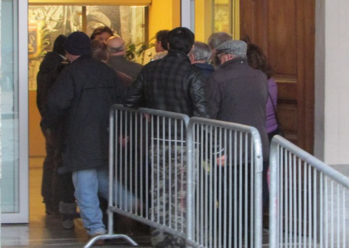 BON CHAUFFAGE: Aostani in coda per le domande