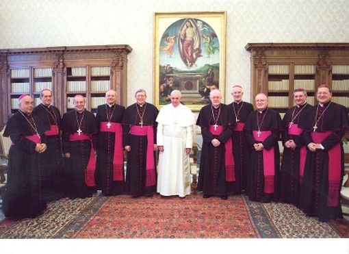 Vescovi del Piemonte e Valle d’Aosta ribadiscono: ‘La famiglia è fondata sul matrimonio’ Vescovi del Piemonte e Valle d’Aosta ribadiscono: ‘La famiglia è fondata sul matrimonio’