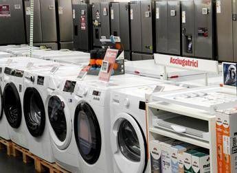 Bonus elettrodomestici, quando inizia e quanto si risparmia in bolletta cambiando dispositivo