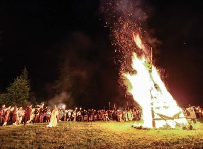 Il grande falò, simbolo di Celtica Il grande falò, simbolo di Celtica