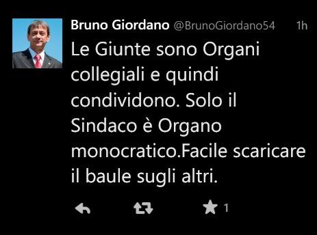 Aosta: Quando la nave affonda i topi scappano Aosta: Quando la nave affonda i topi scappano