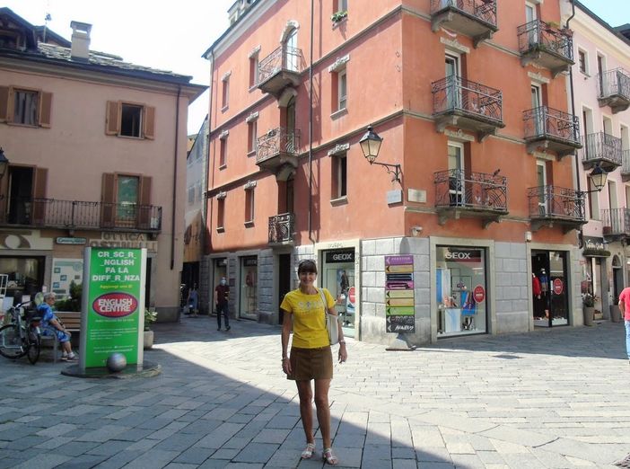 CASA SUBITO IN VALLE D'AOSTA: Bilocale arredato in affitto in centro Aosta, Place des Franchises