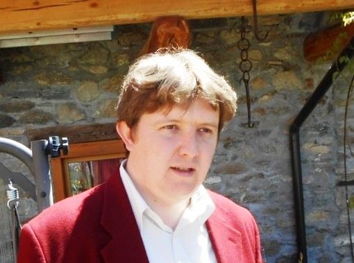 IL LAVEVAZ PENSIERO SUL ALCUNE SCOTTANTI QUESTIONI DELLA VITA POLITICA VALDOSTANA IL LAVEVAZ PENSIERO SUL ALCUNE SCOTTANTI QUESTIONI DELLA VITA POLITICA VALDOSTANA