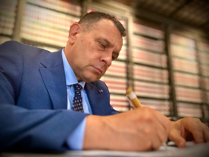 L'On. Fanco Manes, deputato della Valle d'Aosta