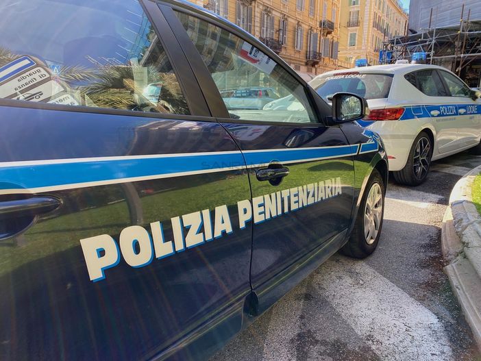 Polizia Penitenziaria, al via la sperimentazione dello spray urticante